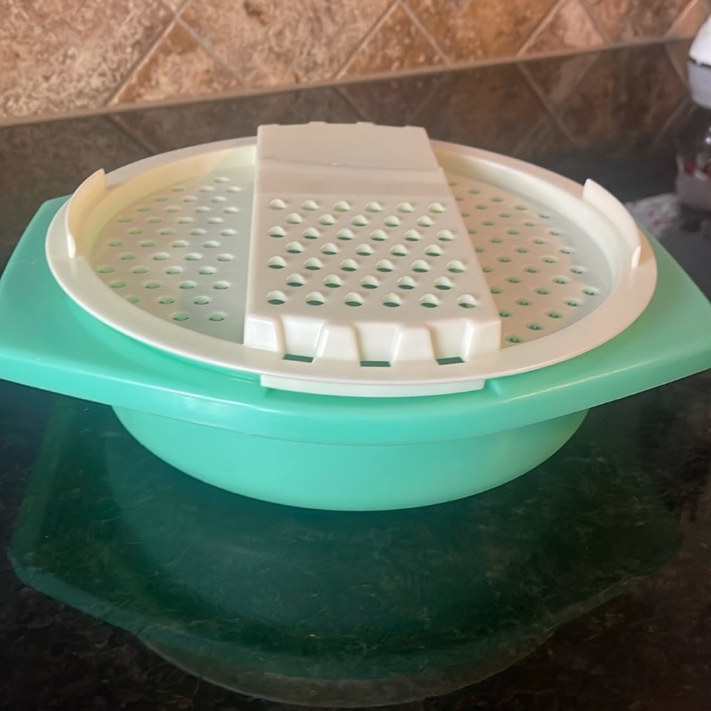 Vintage Tupperware 2 pc Cheese Grater Slicer
Shredder Jadite Green